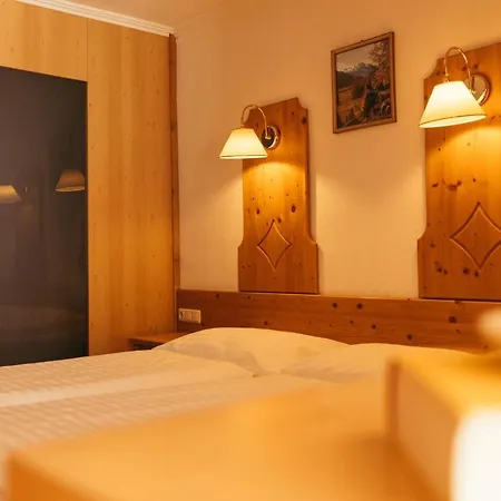 Nassereinerhof Отель Санкт-Антон-ам-Арльберг