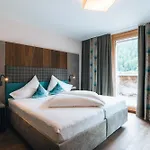 Nassereinerhof Hotel 3*
